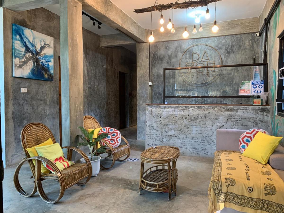 Dayon Hostel Корон Екстериор снимка