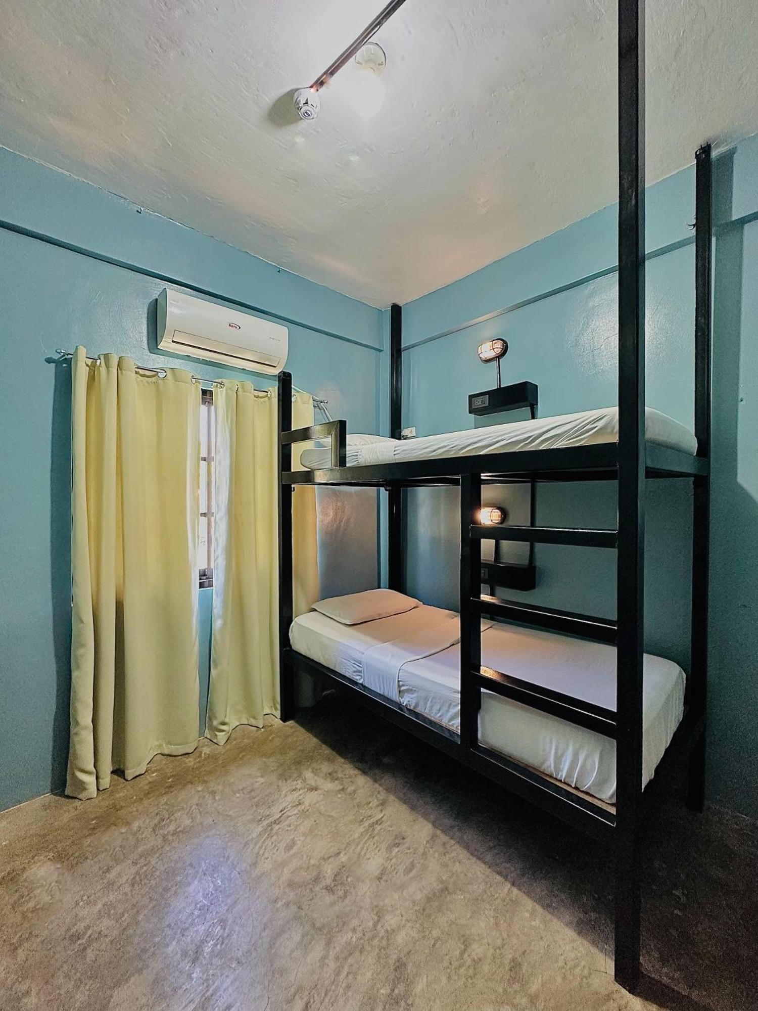 Dayon Hostel Корон Екстериор снимка