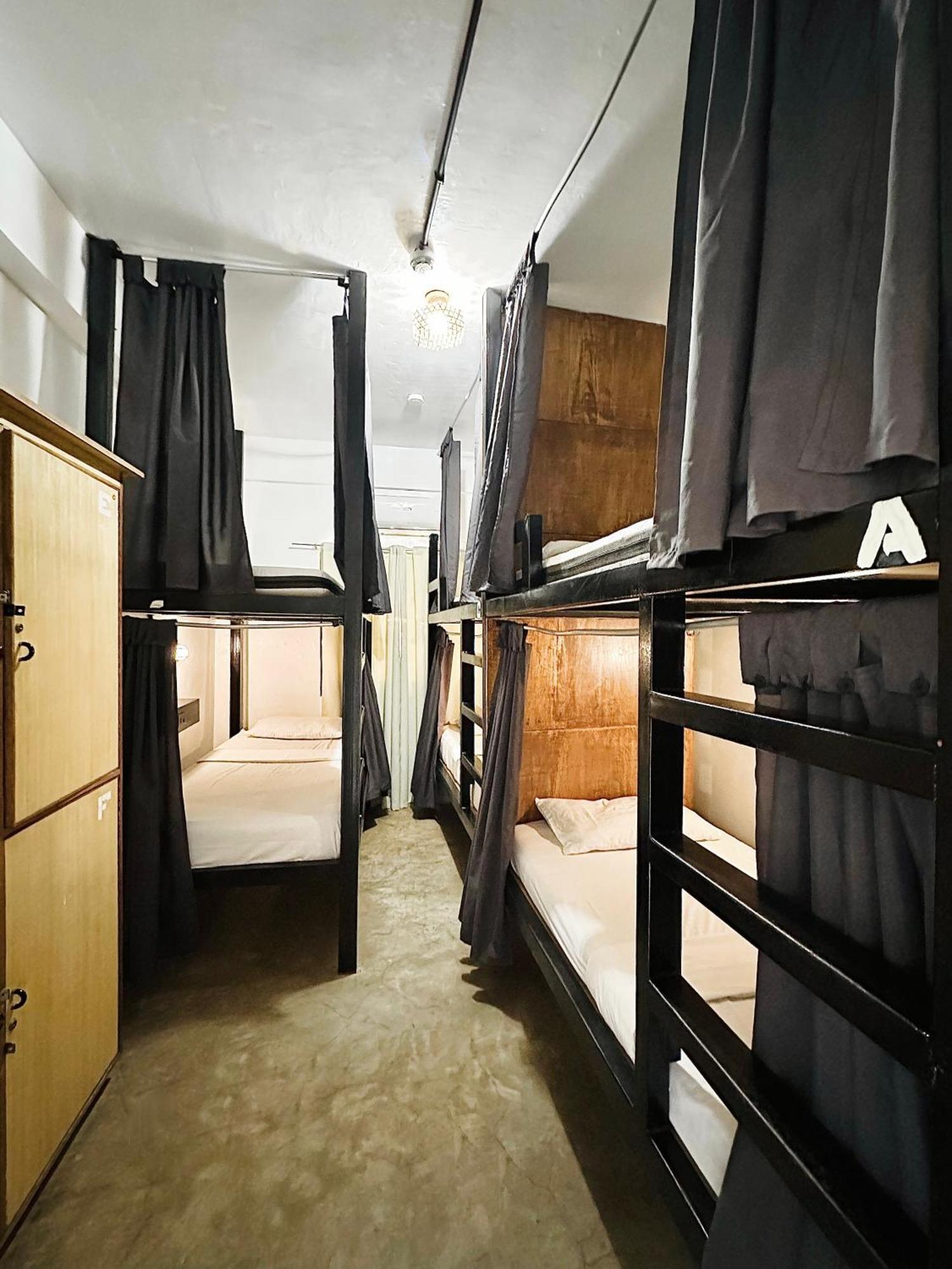 Dayon Hostel Корон Екстериор снимка