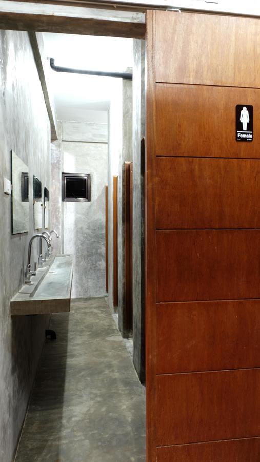 Dayon Hostel Корон Екстериор снимка