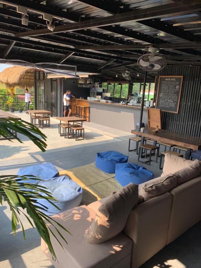 Dayon Hostel Корон Екстериор снимка